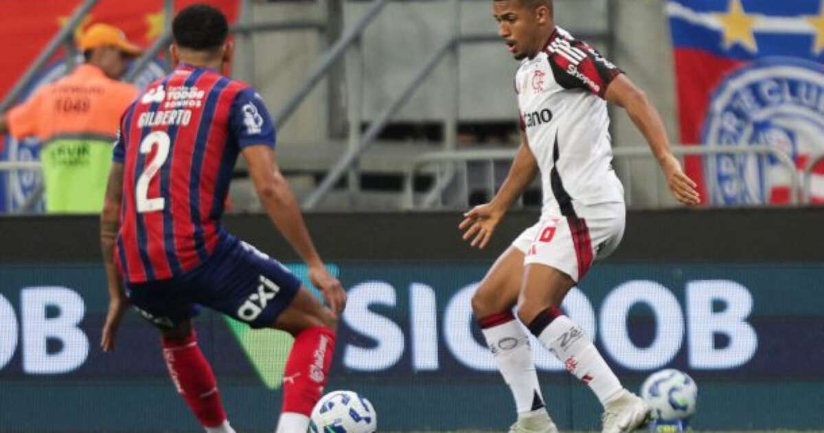 Muro da Gávea pichado: Torcida expressa insatisfação após derrota e mira em Samuel Lino