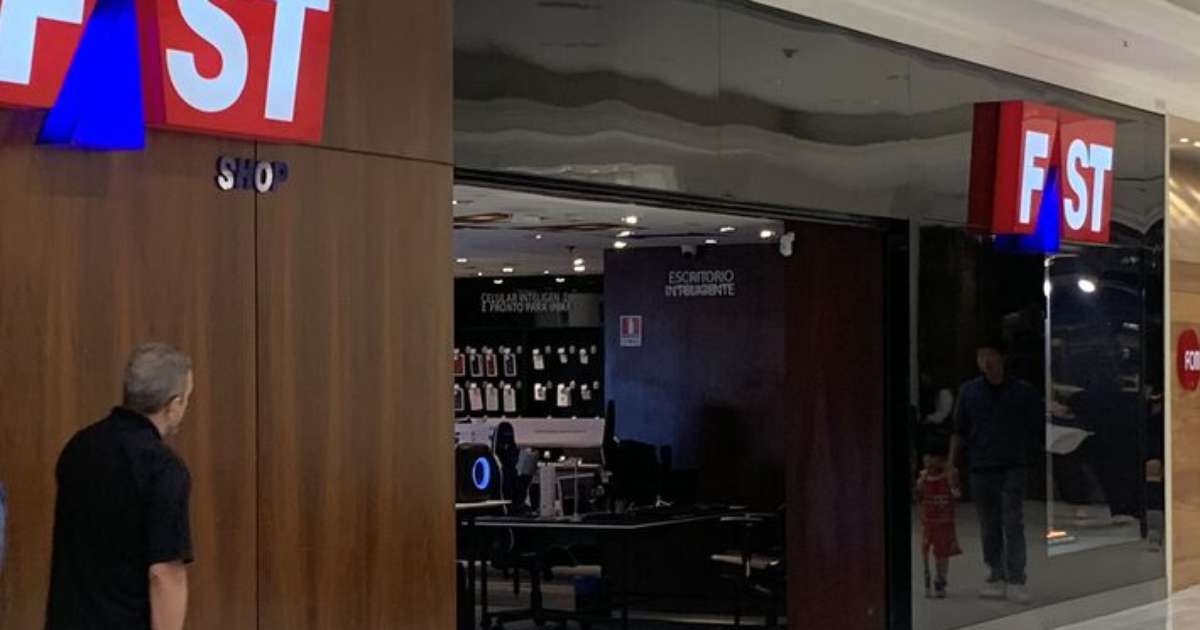 Fast Shop fecha 11 lojas e um centro de distribuição em reestruturação