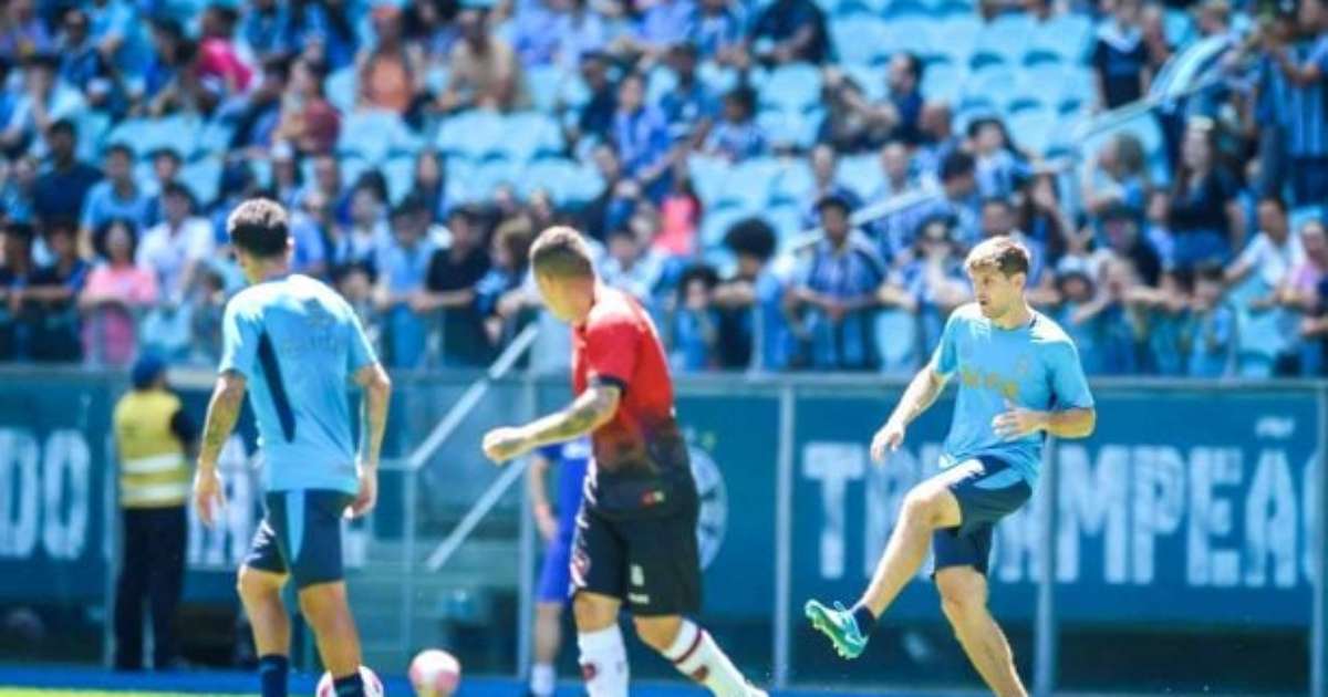 Goleada e Novidades Animadoras no Jogo-Treino do Grêmio para 14 Mil Presentes.