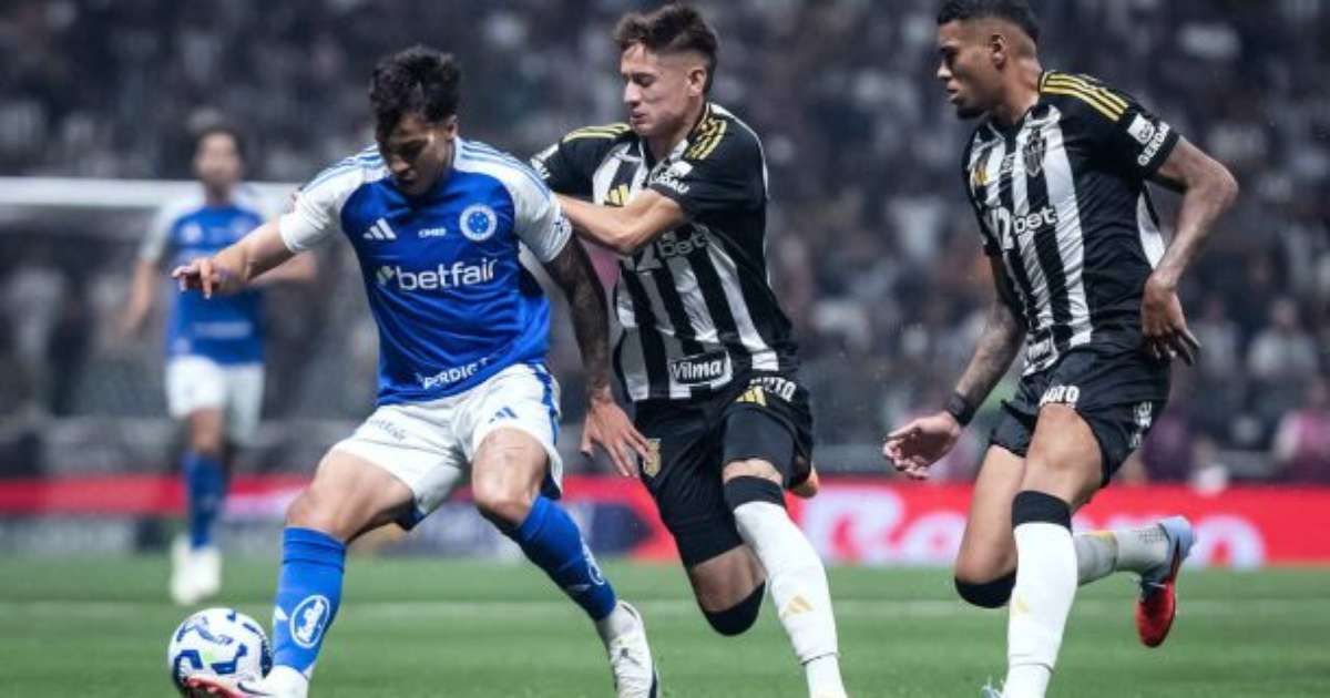 Cruzeiro abre placar, mas cede empate ao Atlético no clássico mineiro.