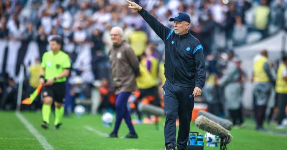 Grêmio continua oscilando e se distancia da classificação para a Libertadores