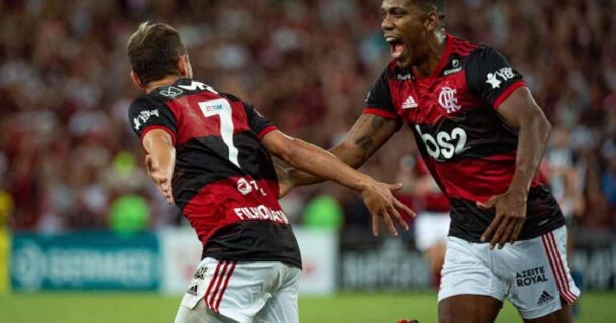 Ex-Flamengo se apoia em exemplo do Cruzeiro para adquirir clube na Colômbia