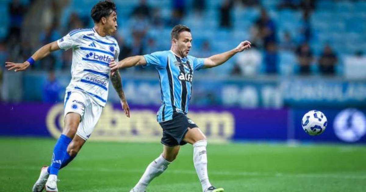 Arthur destaca atuação do goleiro adversário após derrota do Grêmio.