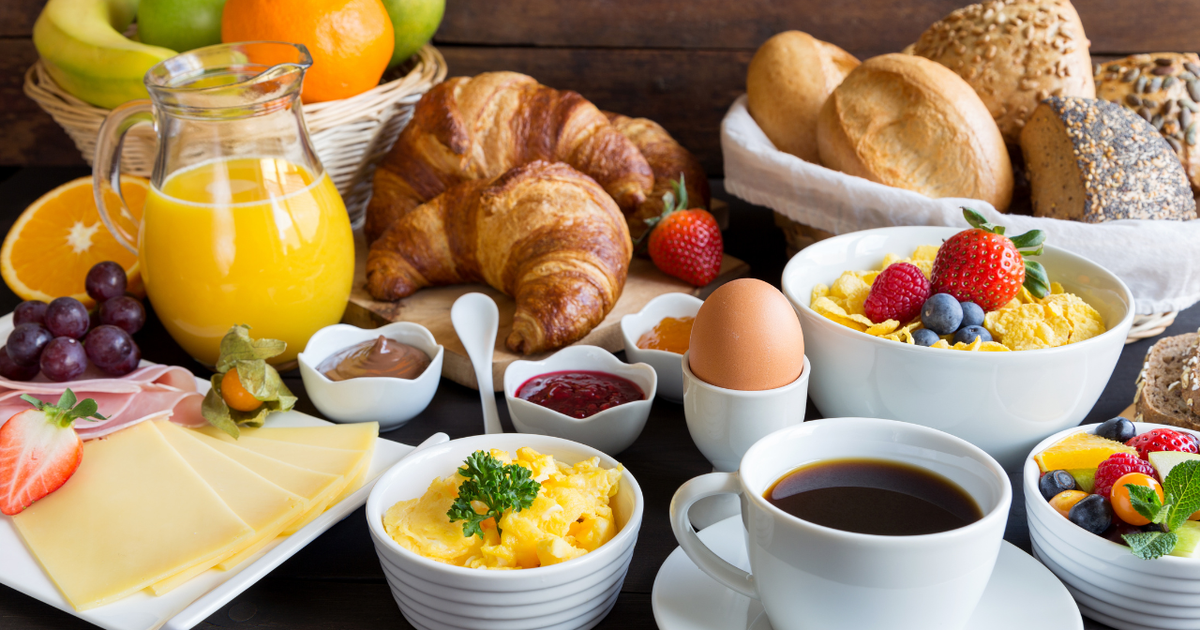 Esses alimentos devem ser evitados no café da manhã; descubra quais