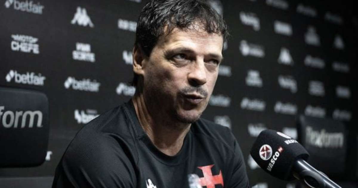Diniz busca definir companheiro de Robert Renan no Vasco para duelo com o Grêmio