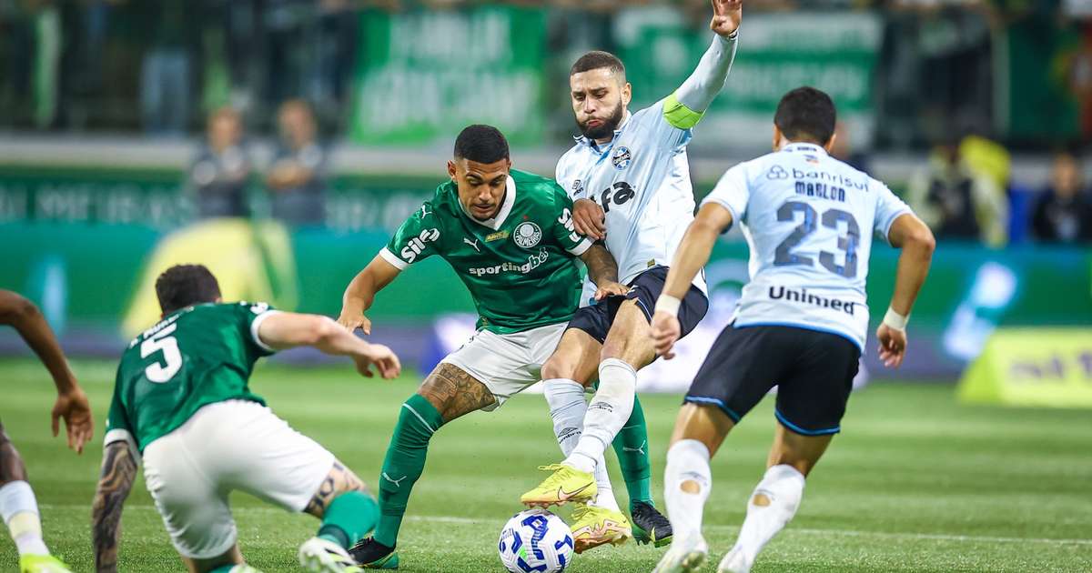 Grêmio desafia Palmeiras na briga pelo título do Brasileirão