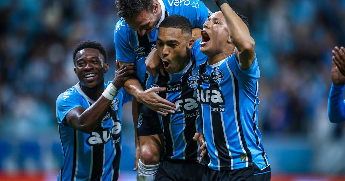 Grêmio surpreende Palmeiras em Porto Alegre e aumenta pressão no Brasileirão