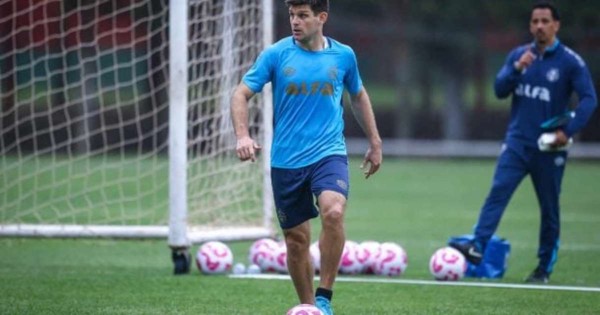 Grêmio aguarda decisão sobre punidos para escalar time contra o Fluminense