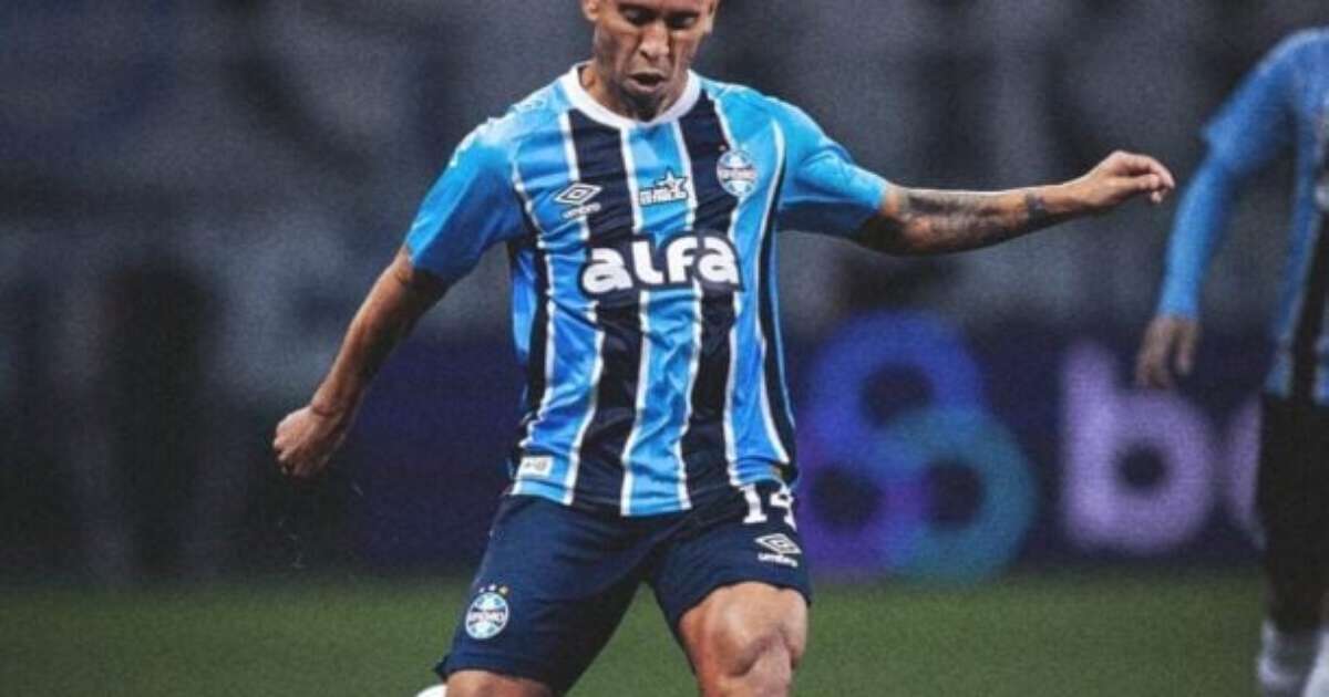 Frustração de Marcos Rocha com resultado e temporada do Grêmio: Triste pela campanha