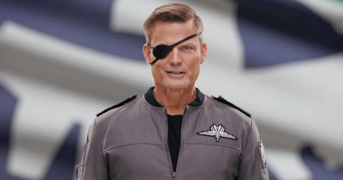 Johnny Rico Eye Patch Johnny Rico convida os jogadores para Starship Troopers: Ultimate Bug War