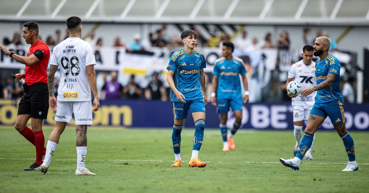 Cruzeiro surpreende com desempenho consistente no Brasileirão 2022