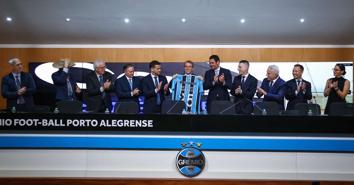 Odorico Roman assume presidência do Grêmio para novo mandato.
