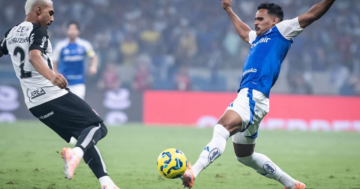 Corinthians supera Cruzeiro e lidera semifinal da Copa do Brasil no Mineirão.
