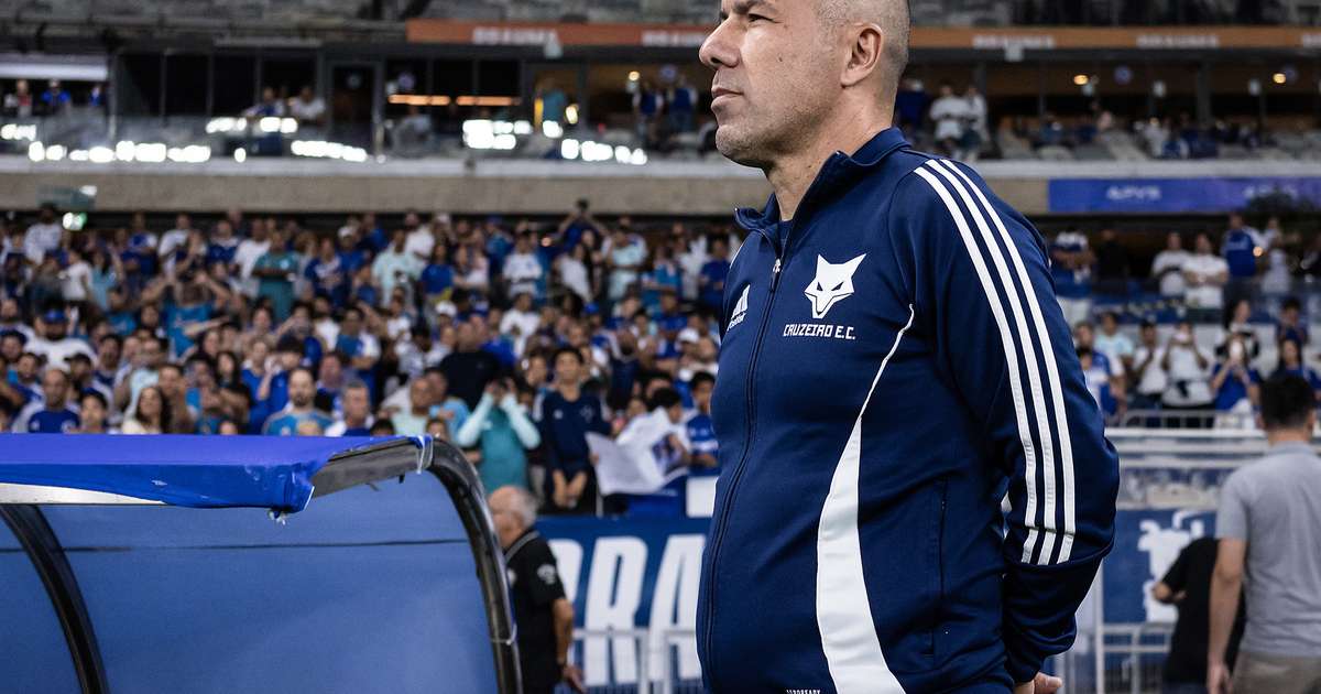 Cruzeiro prepara plano de contingência para possível saída de Leonardo Jardim.