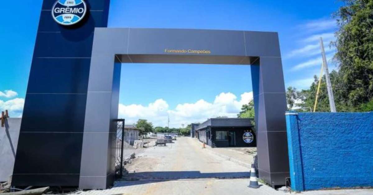 Grêmio reformula estrutura de base com chegada de Luis Castro.