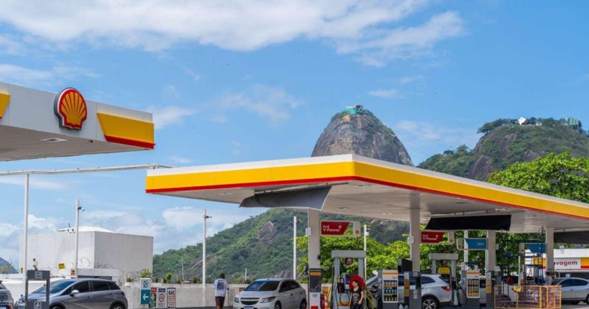 Vai pegar a estrada? Confira dicas para economizar combustível nas férias