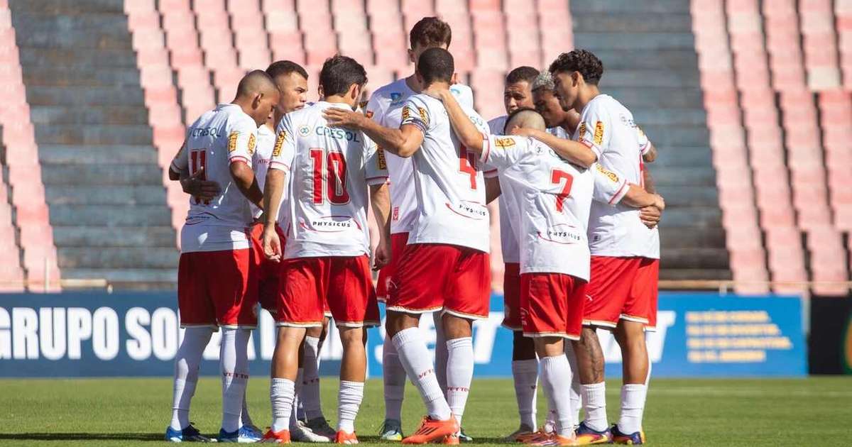 Transmissão, escalações e arbitragem: Tombense x Cruzeiro no futebol brasileiro.