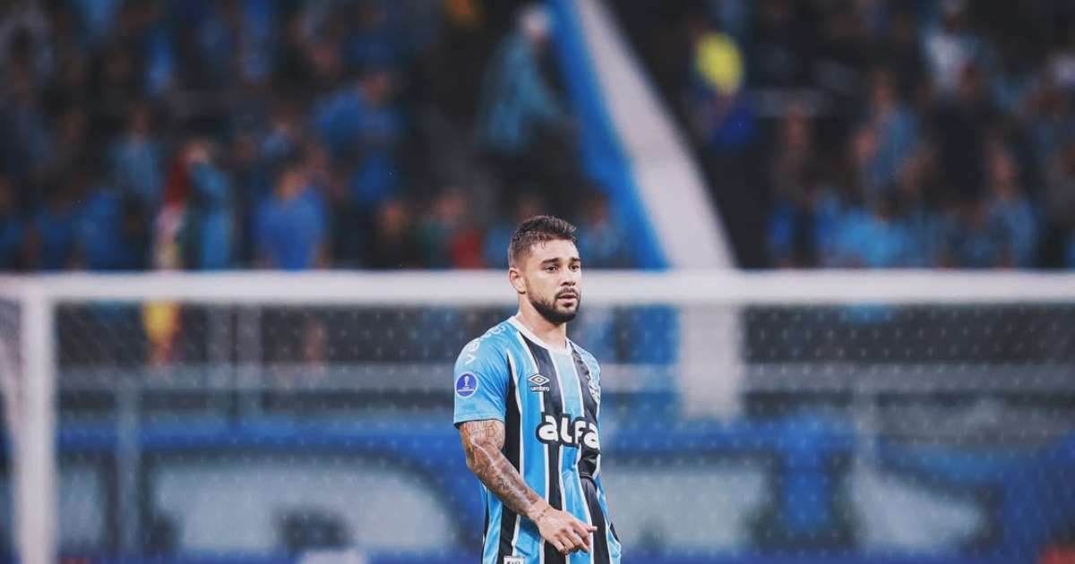 Derrota, mas destaque para evolução física e entrosamento ao esquema de Luís Castro