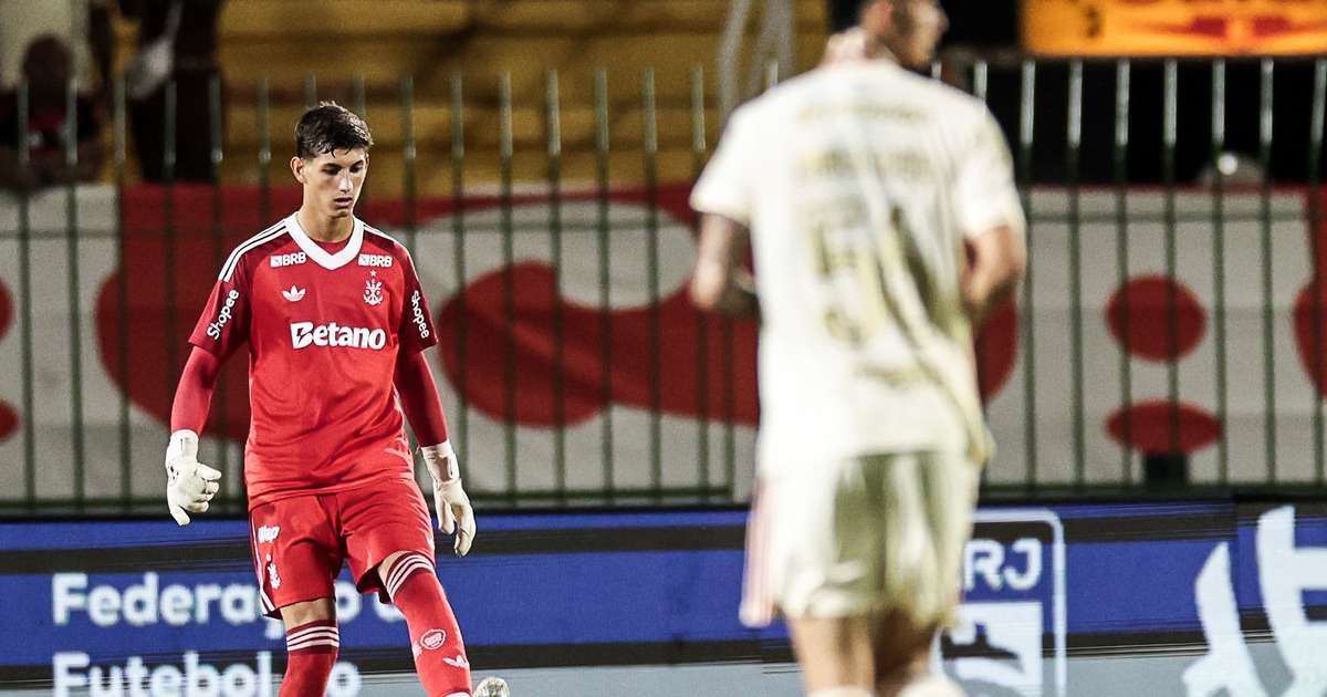 Flamengo: Goleiro da Base Reflete sobre Desempenho e Destaca Importância da Correção de Detalhes
