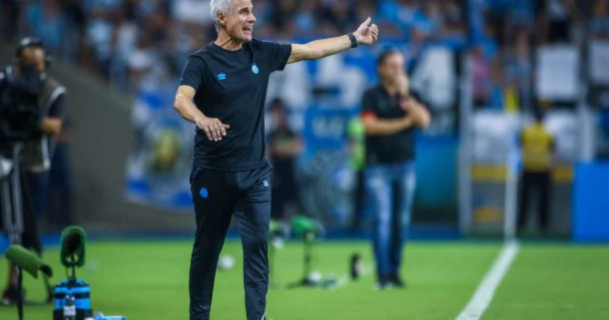 Planejamento do Gre-Nal: Castro mantém sigilo sobre formação do Grêmio.