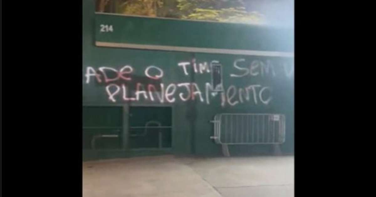 Palmeiras Formaliza Boletim de Ocorrência Após Pichação em sua Sede Social