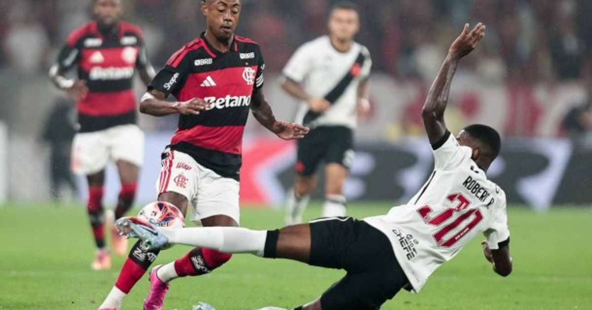 Diego Souza critica interferência da arbitragem no clássico entre Flamengo e Vasco: Ninguém nos ajuda
