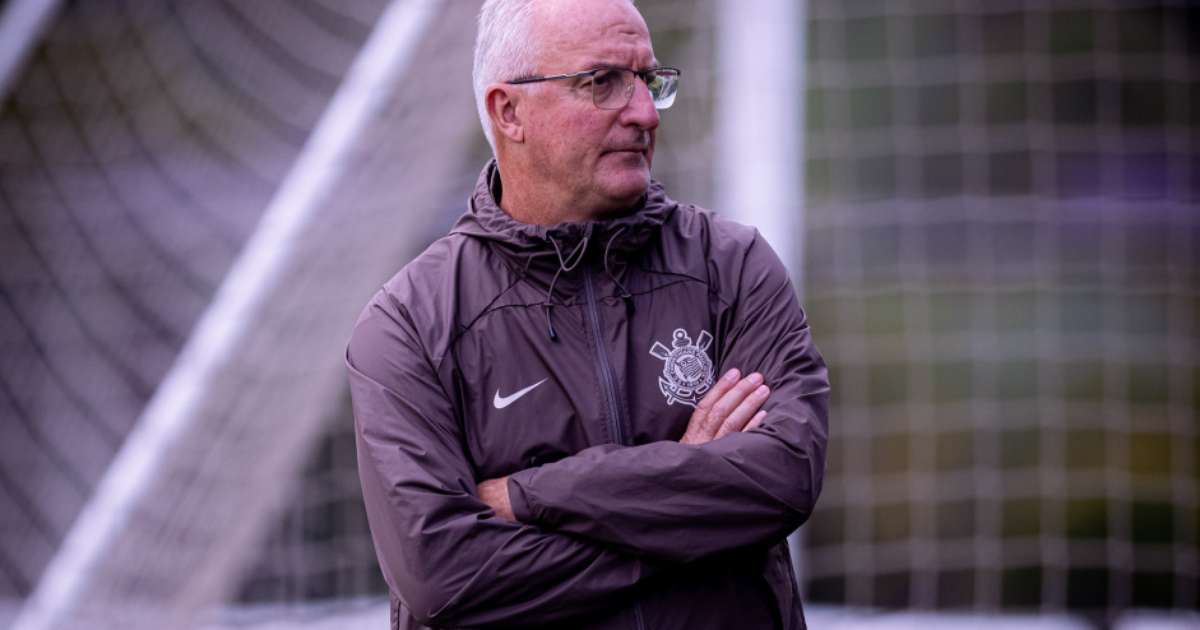 Mesmo com vitória, Dorival demonstra preocupação com condição física do elenco