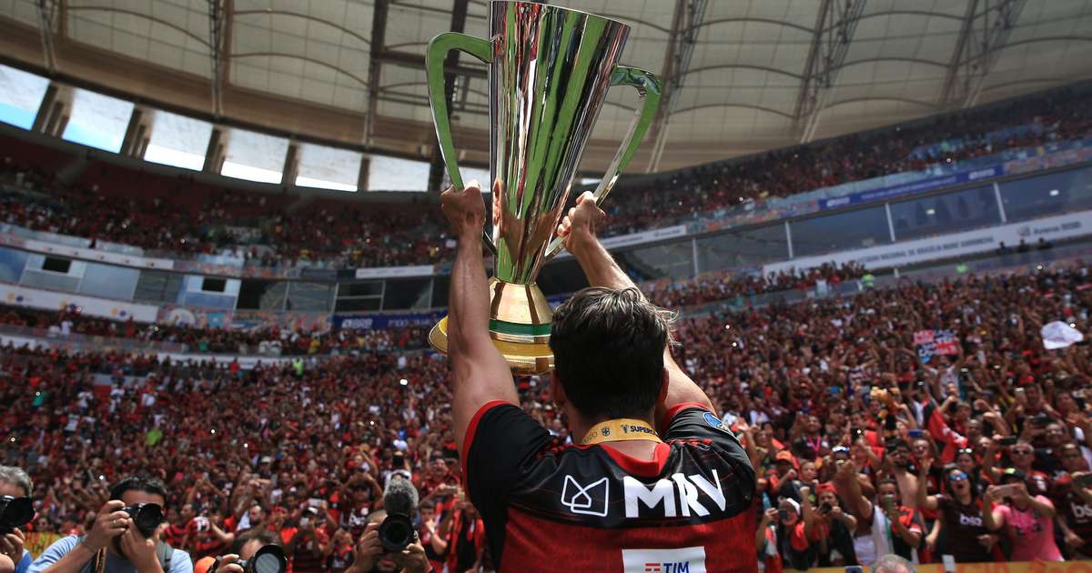 Estreia de Paquetá confirmada? Flamengo agiliza chegada de estrela para jogar decisão a tempo!