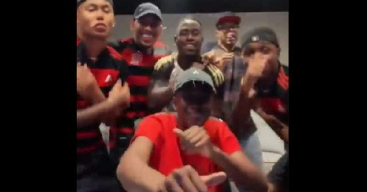 GANHOU MÚSICA! Retorno de Paquetá agita torcida e vira até funk; Confira