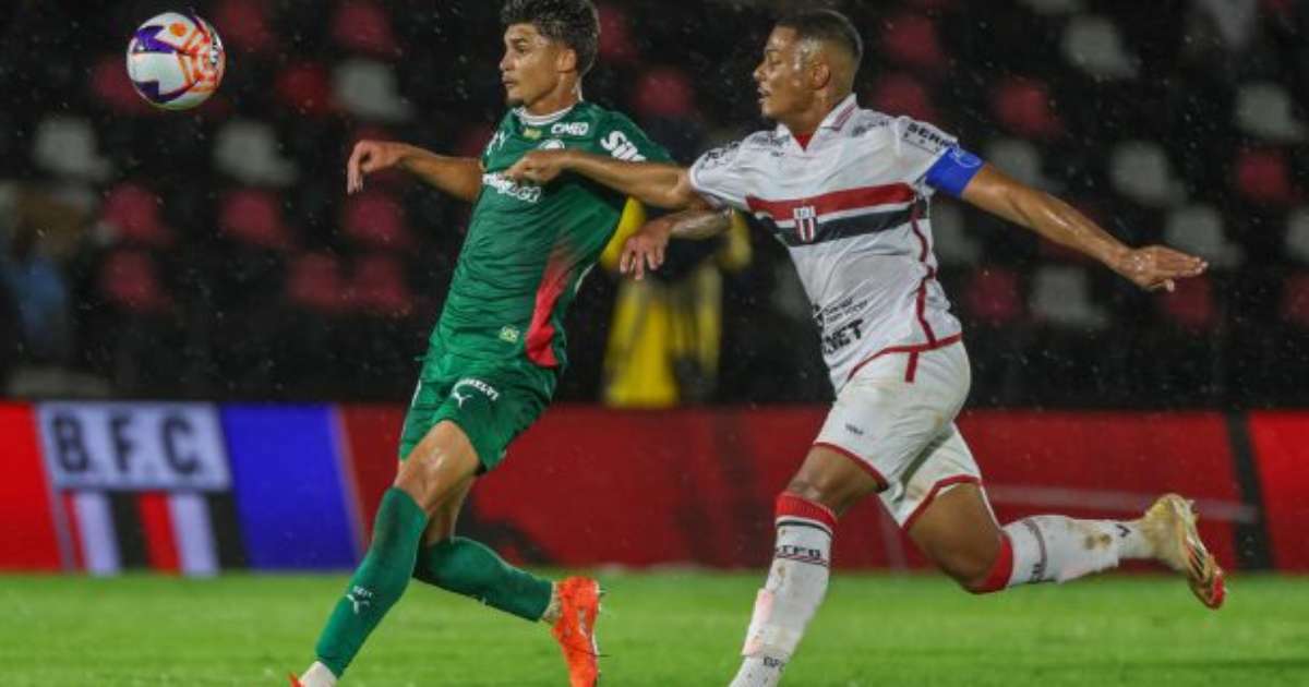Palmeiras cede vitória para Botafogo e amarga derrota no Paulistão após vantagem inicial