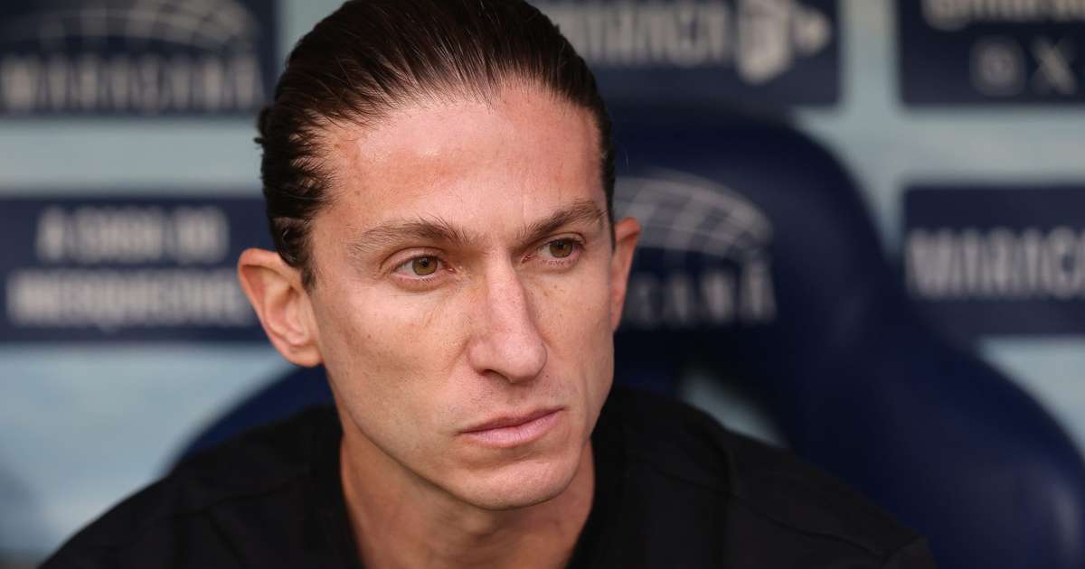 Após nova derrota, Filipe Luís defende desempenho do time