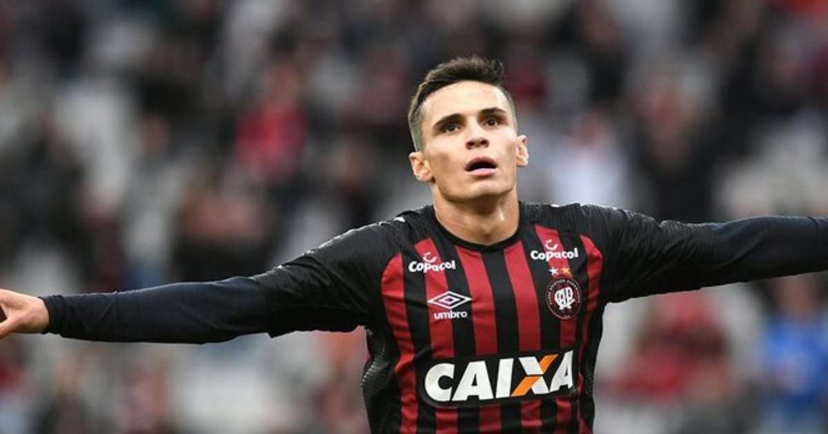 Raphael Veiga encerra ciclo vitorioso no Palmeiras e sela legado como ídolo do clube