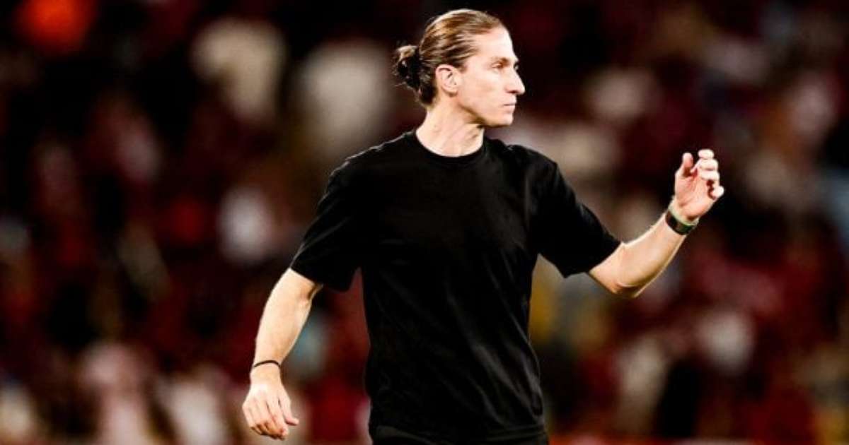 Filipe Luís admite desempenho abaixo do esperado do Flamengo: Estivemos perto da derrota