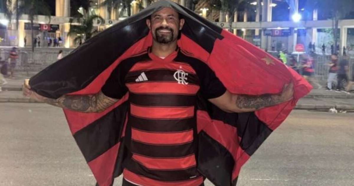 Goleiro Bruno, condenado por homicídio, assiste ao confronto entre Flamengo e Inter no Maracanã