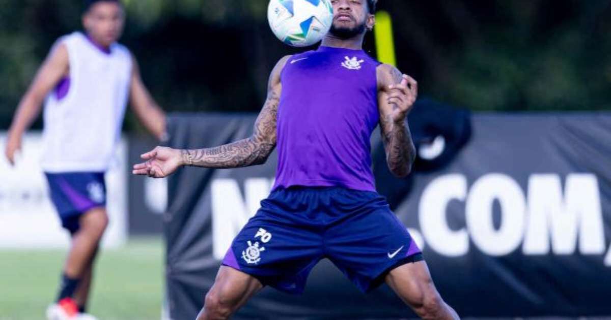 Martínez Retorna ao Corinthians Após Atraso de Um Mês em Meio a Controvérsias