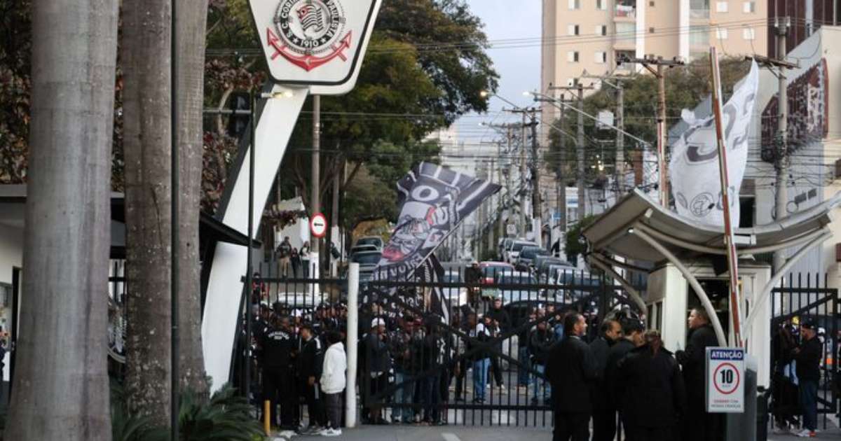 Ministério Público Considera Medidas Legais para Acesso a Imagens da Presidência do Corinthians