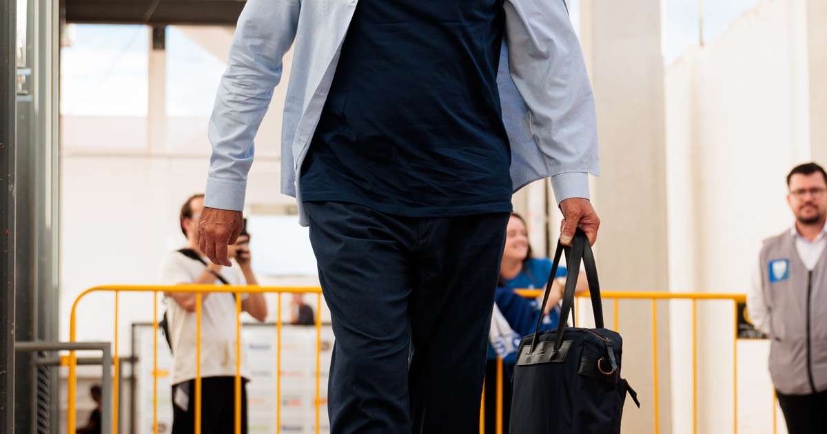 Tite Inova ao Trazer Preparador Físico para Coletiva e Destaca Importância da Moderção no Cruzeiro