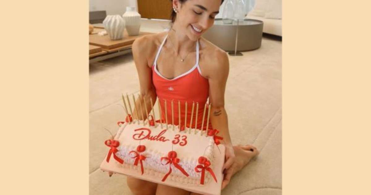 Paquetá celebra aniversário da esposa em mansão de R 28 mi