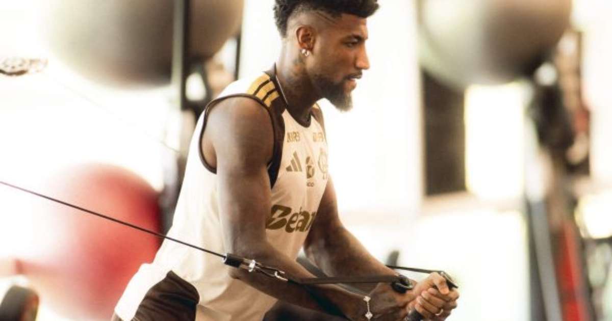 Emerson Royal declara lealdade: recusa propostas e permanece no Flamengo
