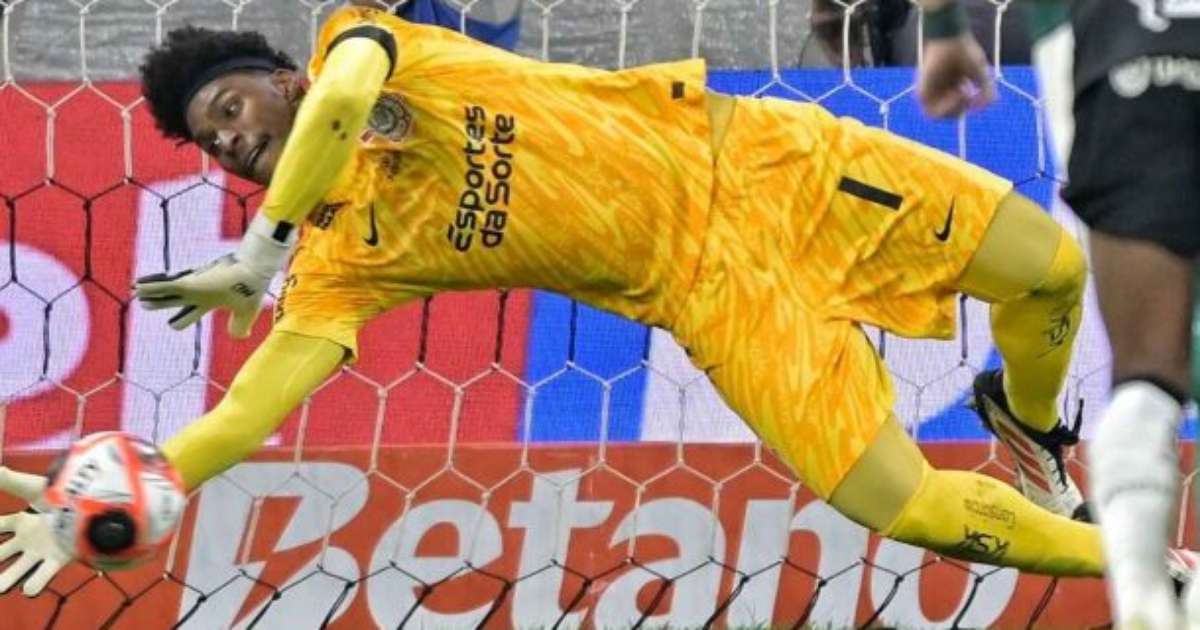 Hugo Souza brilha ao defender pênalti e elogia a fase ascendente do Corinthians