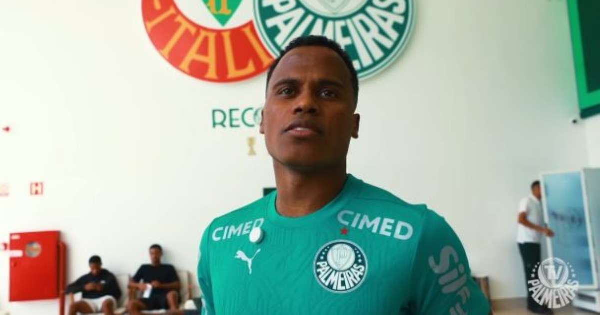 Jhon Arias Explora as Estruturas da Academia do Futebol do Palmeiras em Novo Vídeo