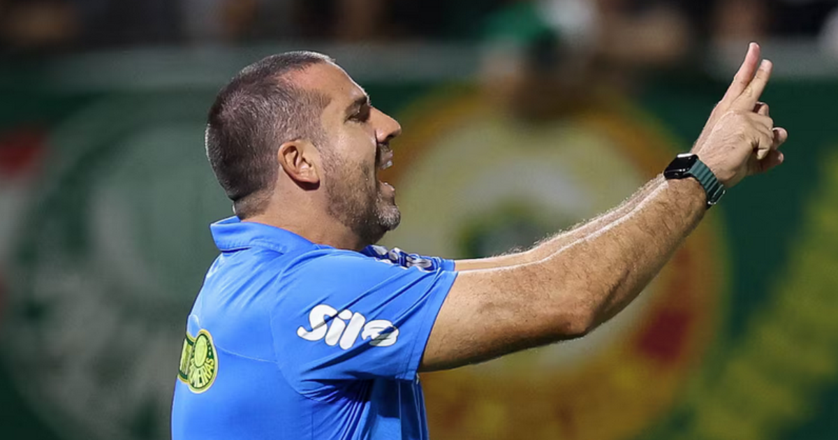 Auxiliar do Palmeiras Antecipando Estreia de Arias e Revela Tensão com Treinador do Guarani