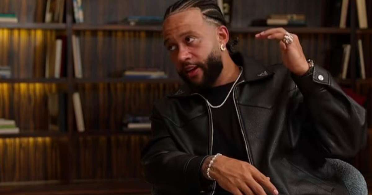 Memphis Depay aponta jovens do Timão prontos para salto europeu