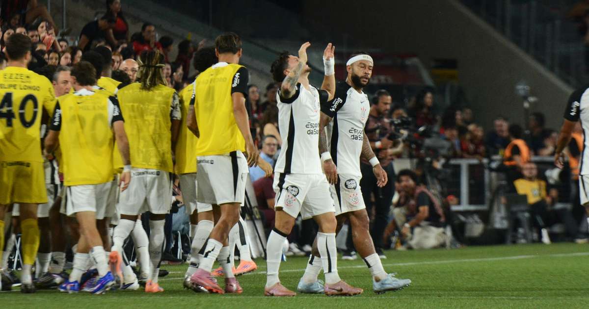 Corinthians supera pressão e encerra invencibilidade do Athletico-PR em triunfo no Brasileirão