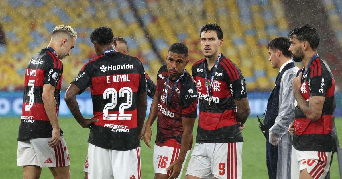 Flamengo 2026: Gigante em Nomes, Mas Sem Brilho em Campo
