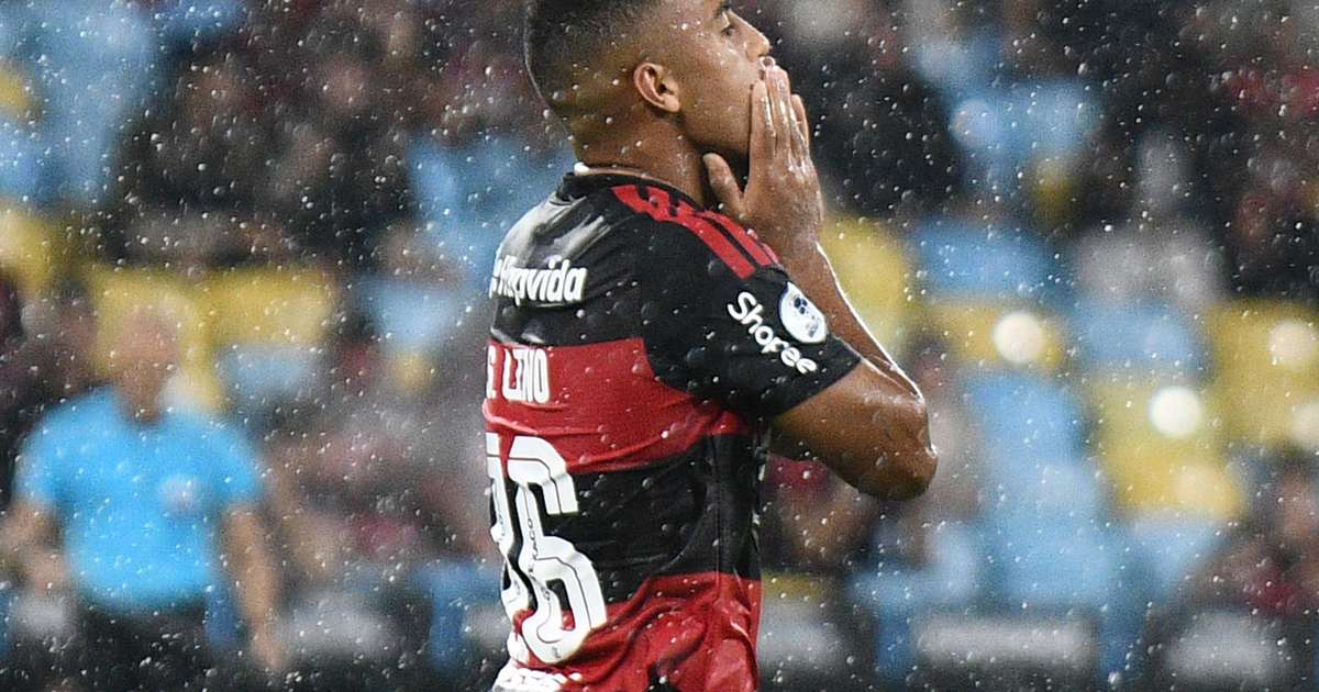Lanús supera Flamengo na prorrogação e conquista título após falha decisiva de Paquetá