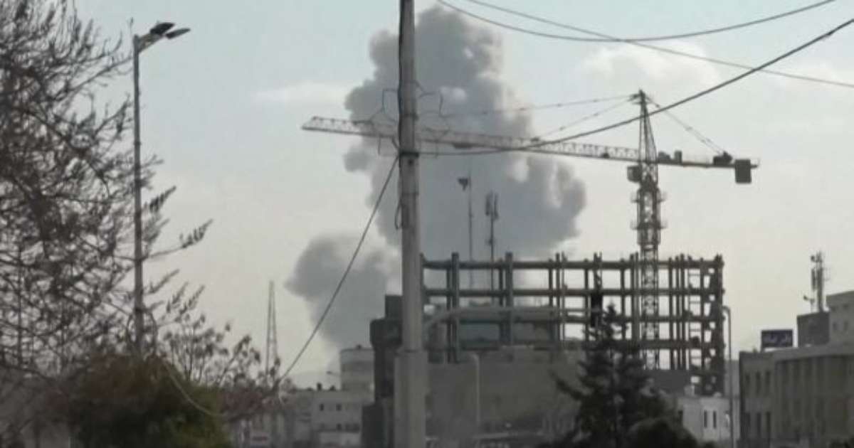 "Vimos mísseis": jogadores espanhóis relatam tensão e fogem do Irã após bombardeios