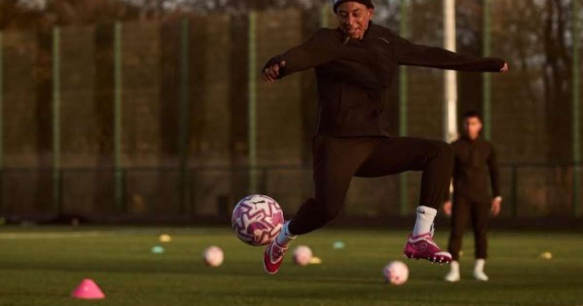 Entenda os motivos do Corinthians ainda não ter anunciado o Lingard!