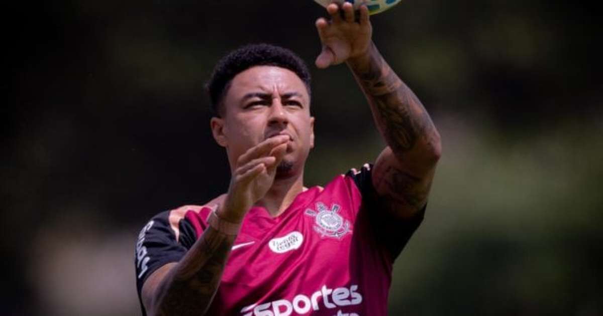 Lingard destaca a escolha pelo Corinthians: 