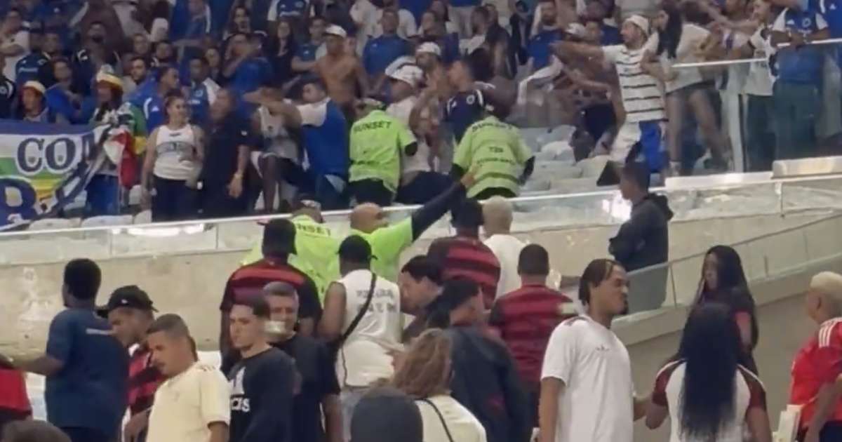 Confusão entre torcedores de Flamengo e Cruzeiro encerra partida no Maracanã